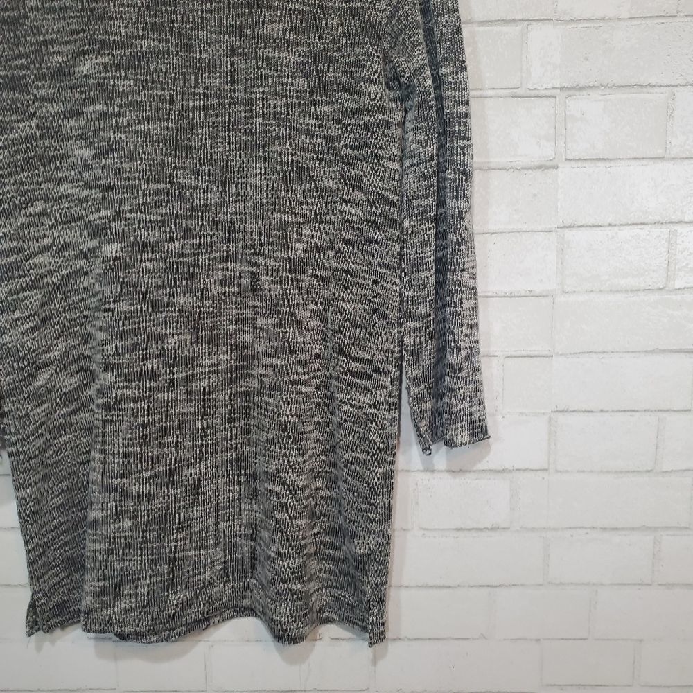 Foreign Exchange sweater - Picture 12 of 15